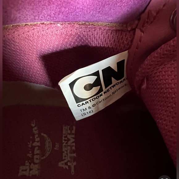 Doc Dr Martin SPECIAL EDITION- Adventure Time Princess PINK Boots Size 5 - Picture 11 of 16